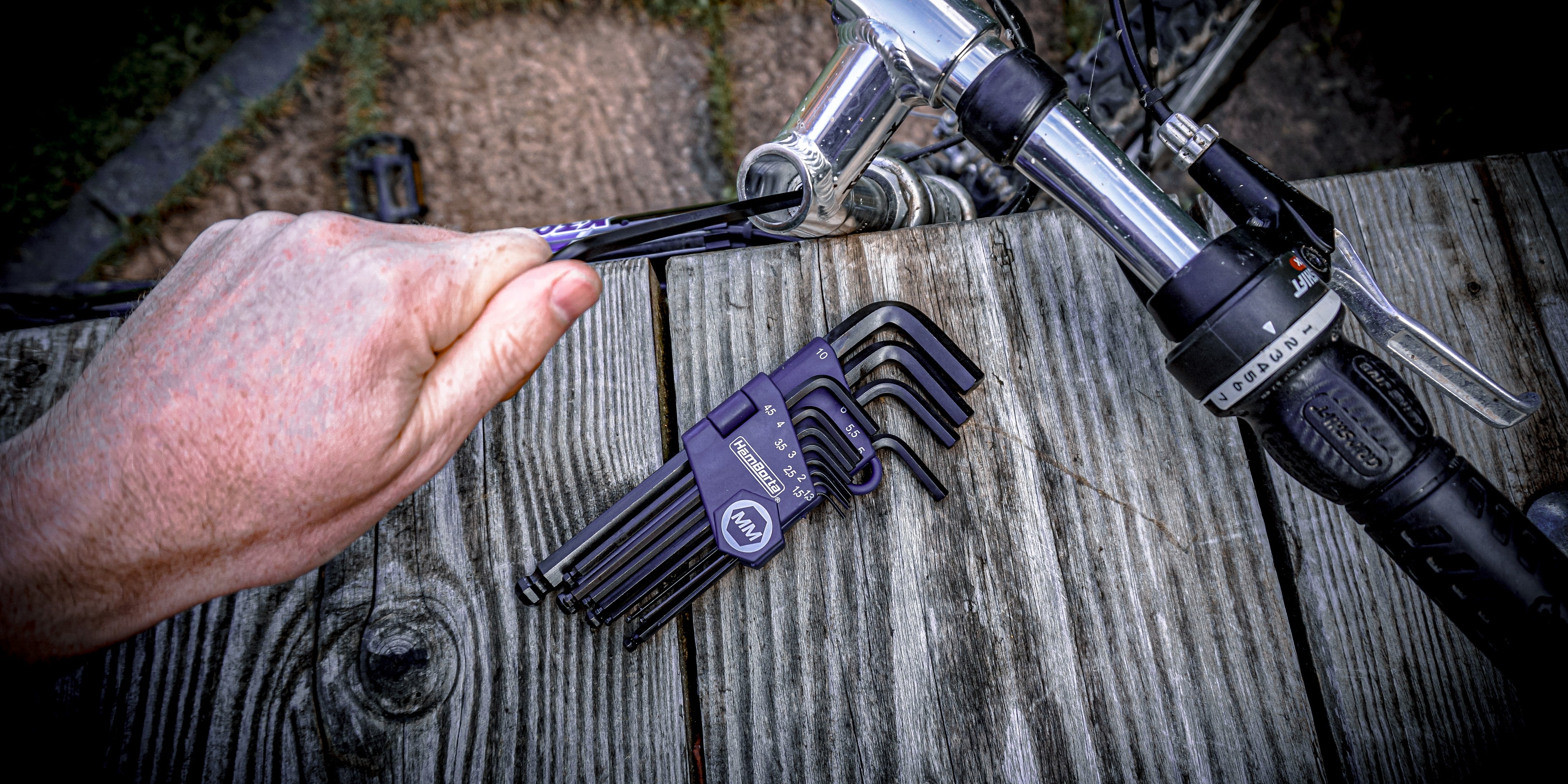 HemBorta Metric Allen Key Set On Bench